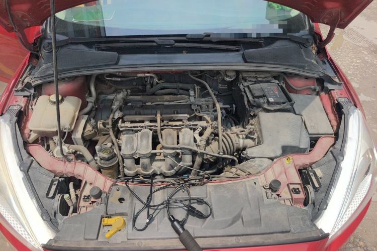 Used Ford Focus 2015 Hatchback 1.6L Automatic Fashion Edition Engine Bay
