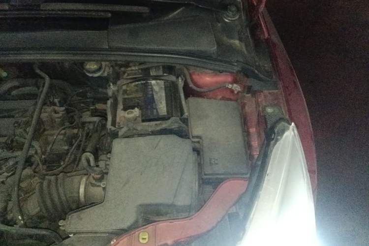 Used Ford Focus 2015 Hatchback 1.6L Automatic Fashion Edition Engine Bay Left