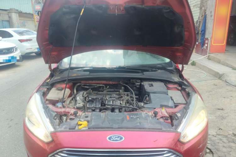 Used Ford Focus 2015 Sedan 1.6L Automatic Comfort Model Engine Bay