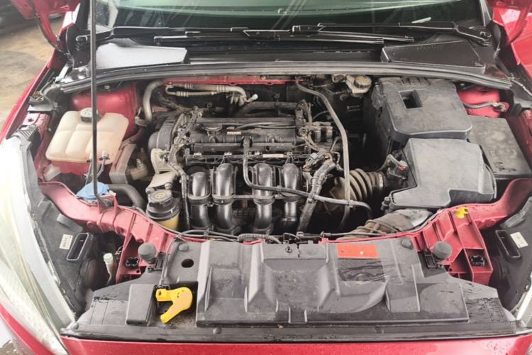 Used Ford Focus 2015 Sedan 1.6L Automatic Comfort Model Engine Bay