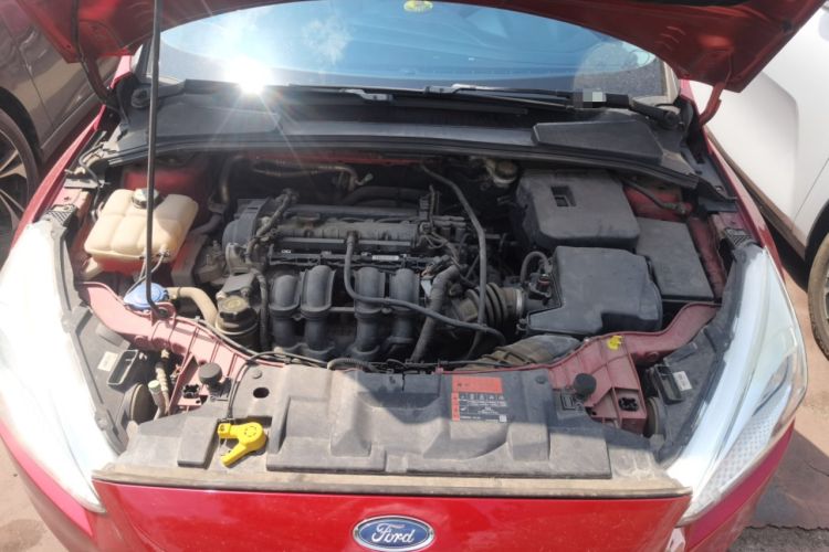 Used Ford Focus 2015 Hatchback 1.6L Automatic Comfort Model Engine Bay