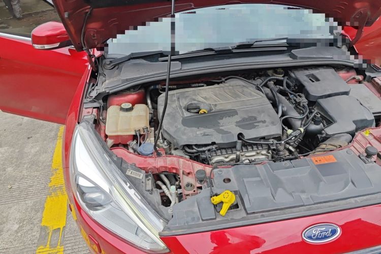 Used Ford Focus 2015 Sedan EcoBoost 180 Automatic Flagship Model Engine Bay Right