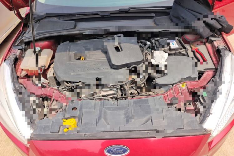 Used Ford Focus 2015 Hatchback EcoBoost 180 Automatic Elite Model Engine Bay