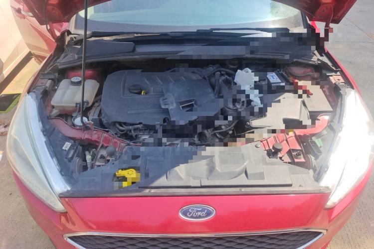 Used Ford Focus 2015 Hatchback EcoBoost 180 Automatic Elite Model Engine Bay