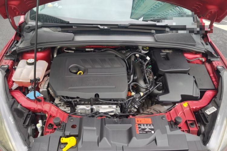 Used Ford Focus 2015 Hatchback EcoBoost 180 Automatic Sport Model Engine Bay