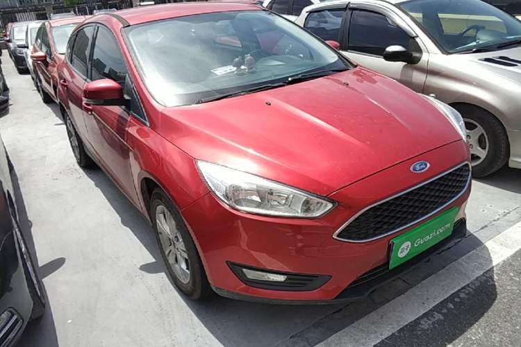 Used Ford Focus 2015 Hatchback 1.6L Automatic Comfort Model Exterior 1