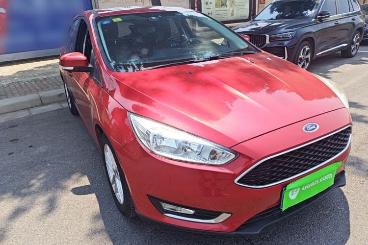 Used Ford Focus 2015 Hatchback 1.6L Automatic Fashion Edition Exterior 1