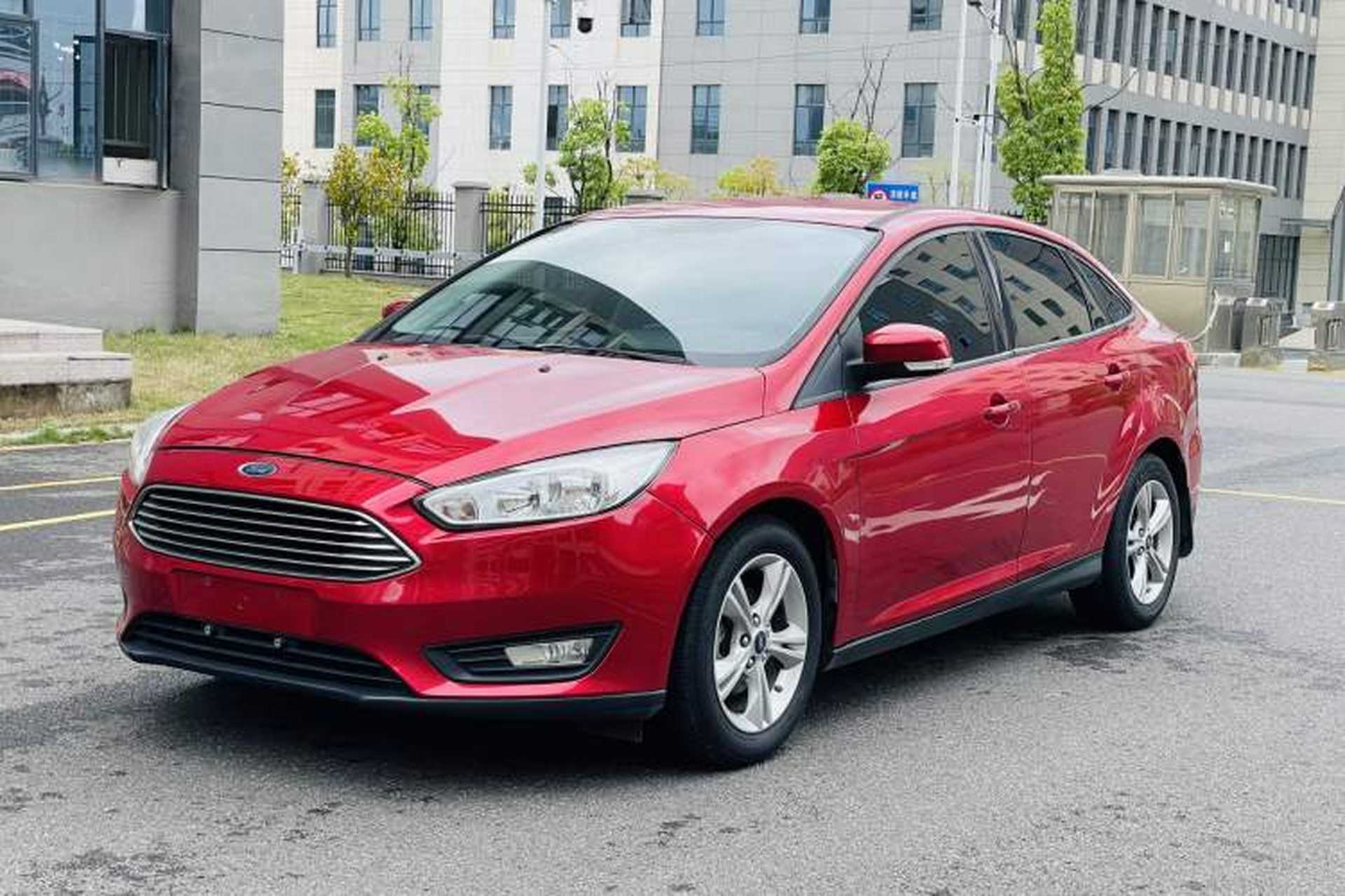 Used Ford Focus 2015 Sedan 1.6L Automatic Comfort Model Exterior 1