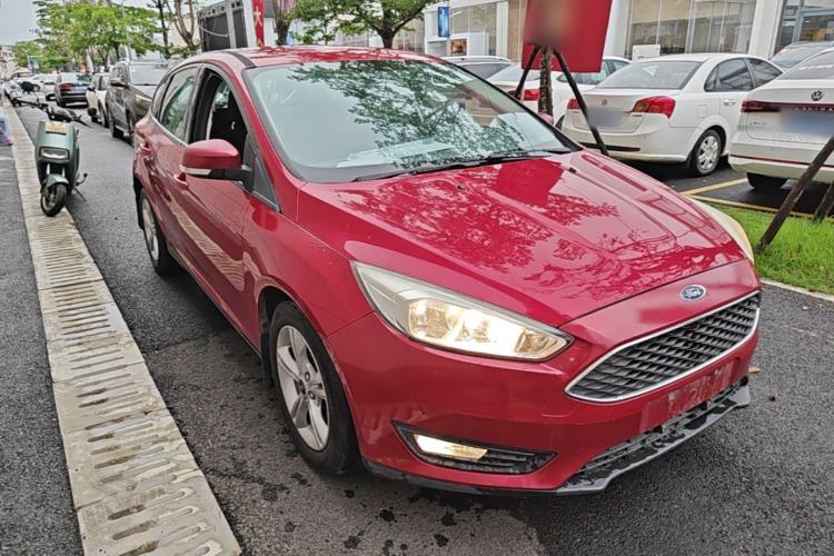 Used Ford Focus 2015 Hatchback 1.6L Automatic Comfort Model Exterior 1