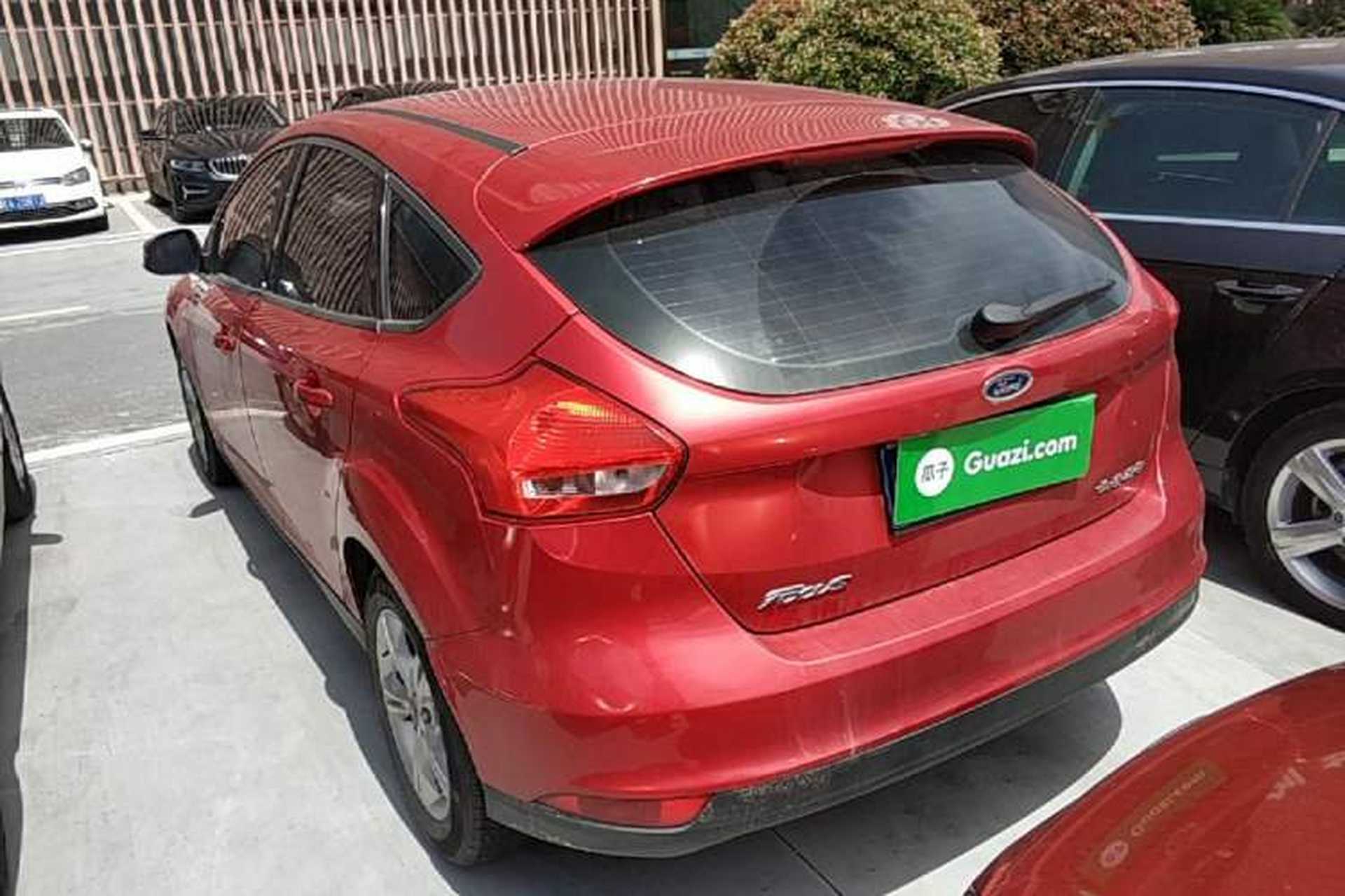 Used Ford Focus 2015 Hatchback 1.6L Automatic Comfort Model Exterior 2