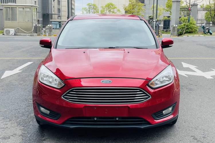 Used Ford Focus 2015 Sedan 1.6L Automatic Comfort Model Exterior 2
