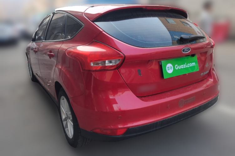 Used Ford Focus 2015 Hatchback 1.6L Automatic Fashion Edition Exterior 3