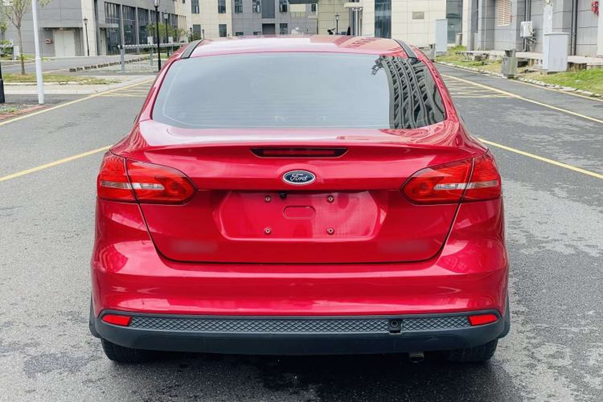Used Ford Focus 2015 Sedan 1.6L Automatic Comfort Model Exterior 8