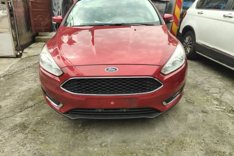 Used Ford Focus 2015 Hatchback 1.6L Automatic Fashion Edition Front