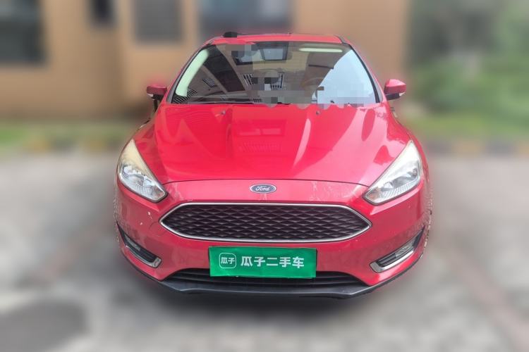 Used Ford Focus 2015 Hatchback EcoBoost 125 Automatic Supreme Style Edition Front