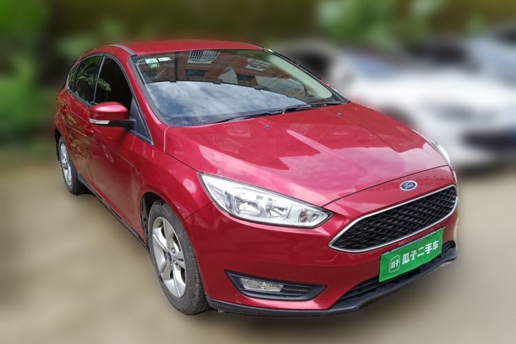 Used Ford Focus 2015 Hatchback 1.6L Automatic Comfort Model Front Right 45 Deg