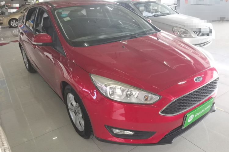 Used Ford Focus 2015 Hatchback 1.6L Automatic Comfort Model Front Right 45 Deg