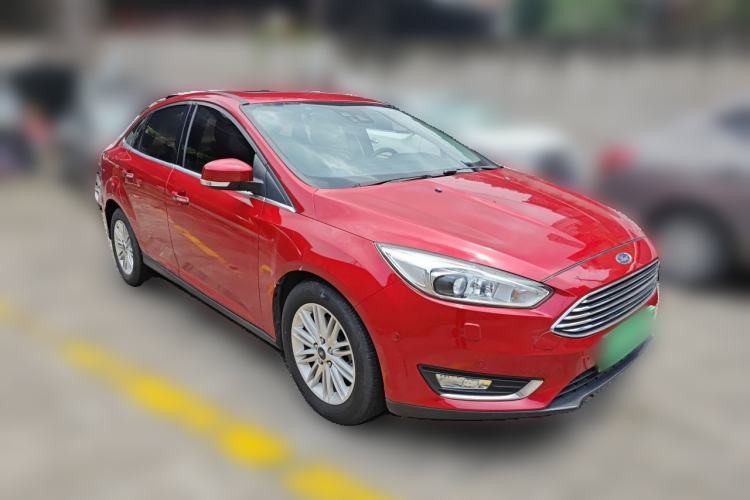 Used Ford Focus 2015 Sedan EcoBoost 180 Automatic Flagship Model Front Right 45 Deg