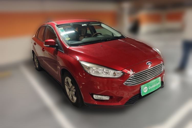 Used Ford Focus 2015 Sedan 1.6L Automatic Comfort Model Front Right 45 Deg
