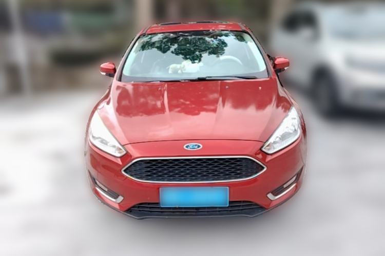 Used Ford Focus 2015 Hatchback EcoBoost 125 Automatic Supreme Style Edition Front