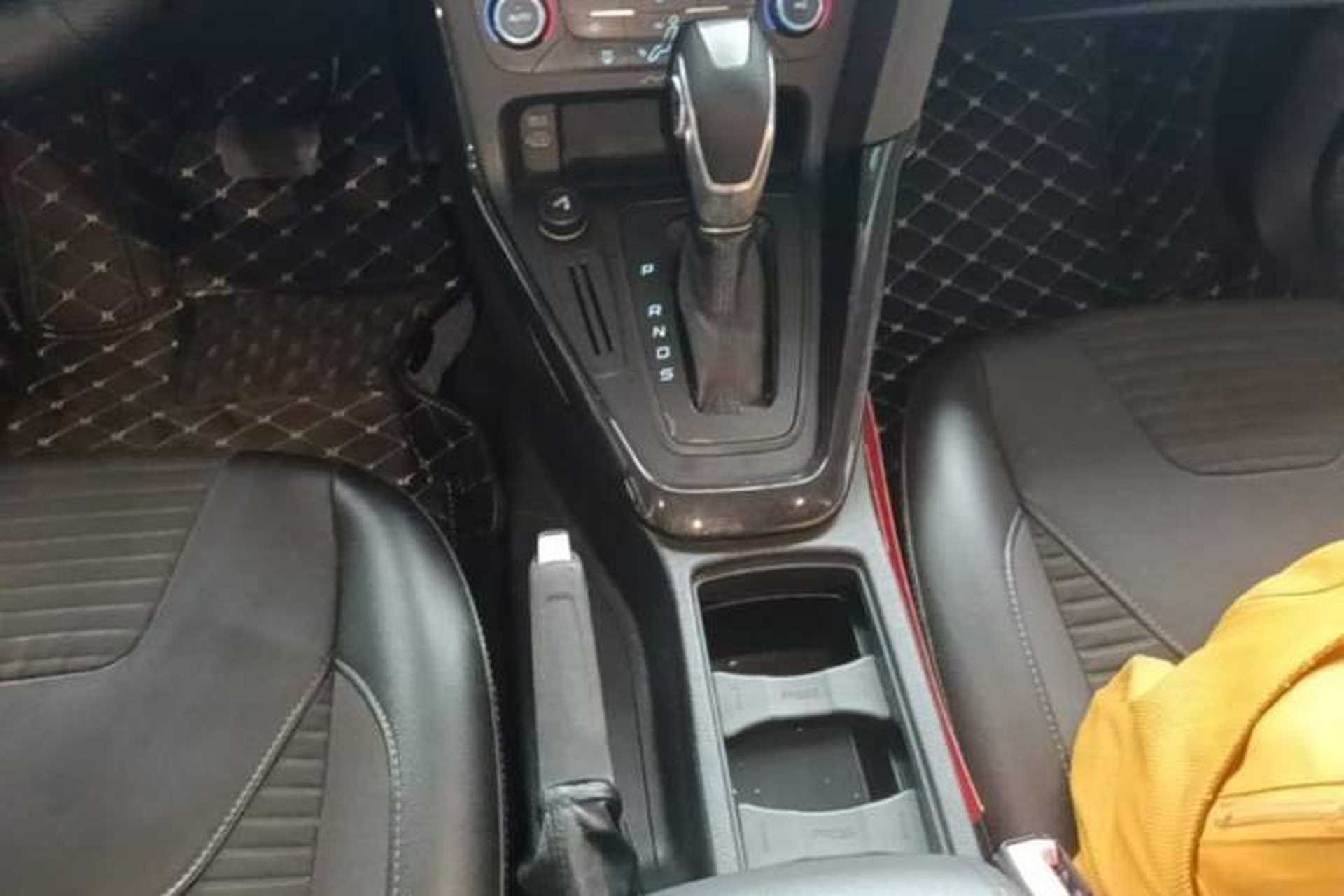 Used Ford Focus 2015 Sedan 1.6L Automatic Trend Model Gear Lever