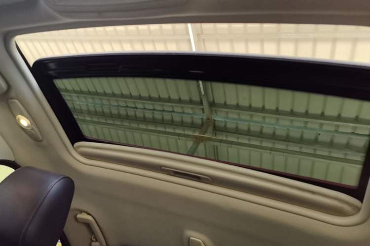 Used Ford Focus 2015 Hatchback 1.6L Automatic Fashion Edition Headliner