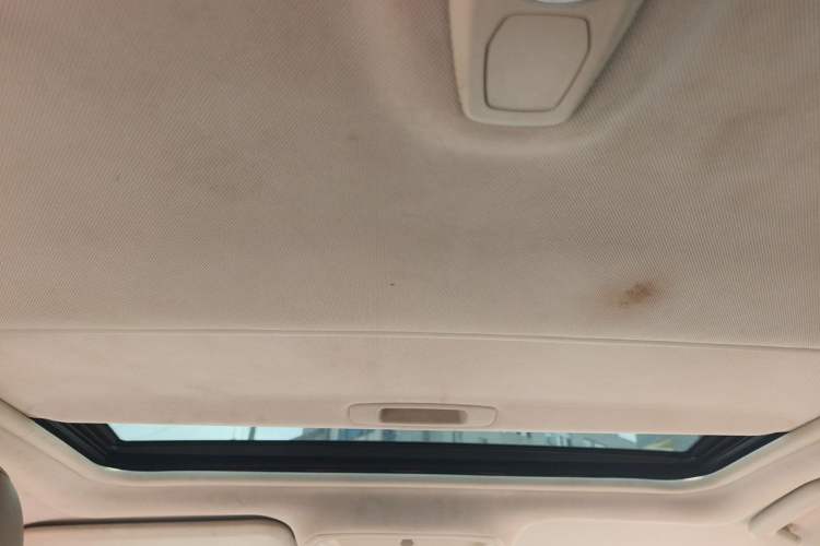Used Ford Focus 2015 Hatchback 1.6L Automatic Fashion Edition Headliner