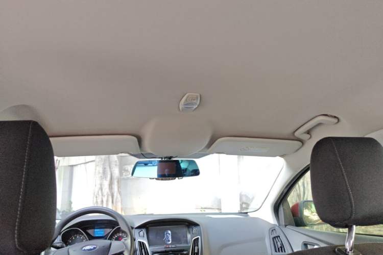 Used Ford Focus 2015 Hatchback 1.6L Automatic Comfort Model Headliner