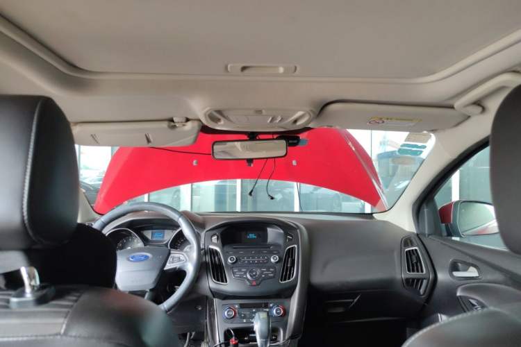 Used Ford Focus 2015 Hatchback 1.6L Automatic Fashion Edition Headliner