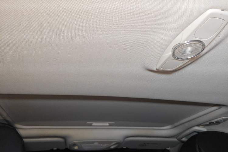 Used Ford Focus 2015 Hatchback 1.6L Automatic Fashion Edition Headliner