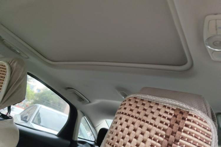 Used Ford Focus 2015 Sedan 1.6L Automatic Trend Model Headliner