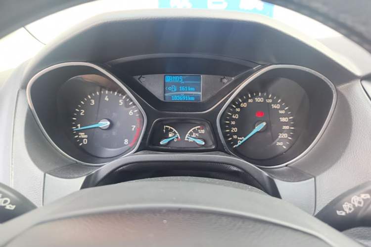 Used Ford Focus 2015 Hatchback 1.6L Automatic Fashion Edition Instrument Cluster