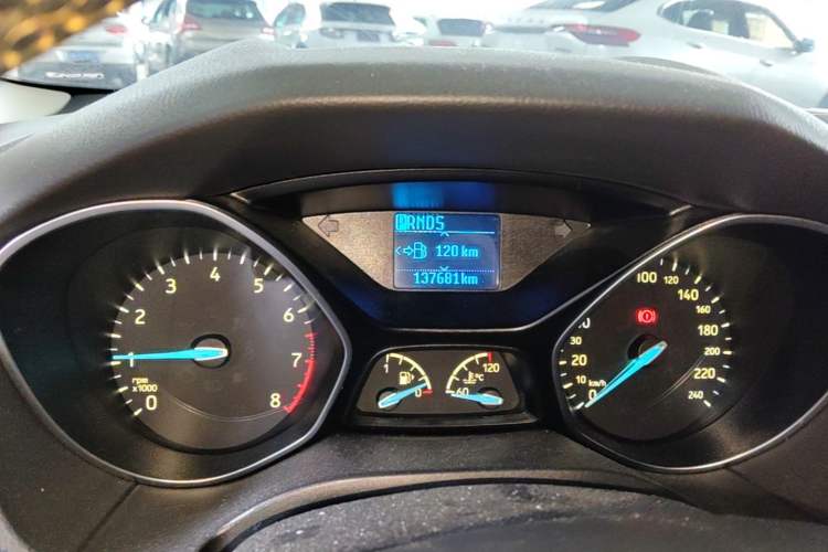 Used Ford Focus 2015 Hatchback EcoBoost 125 Automatic Supreme Style Edition Instrument Cluster