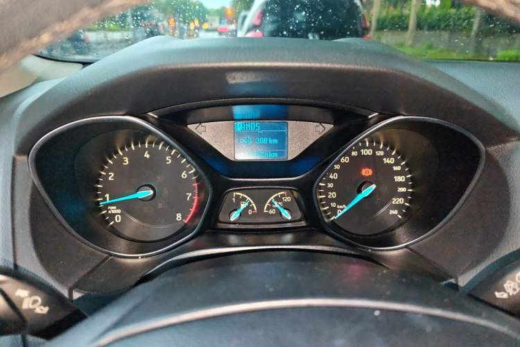Used Ford Focus 2015 Hatchback 1.6L Automatic Fashion Edition Instrument Cluster