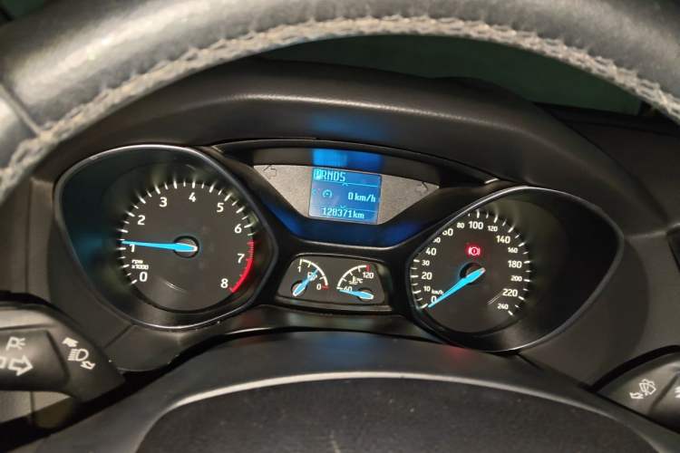 Used Ford Focus 2015 Sedan 1.6L Automatic Trend Model Instrument Cluster