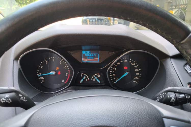 Used Ford Focus 2015 Hatchback 1.6L Automatic Fashion Edition Instrument Cluster