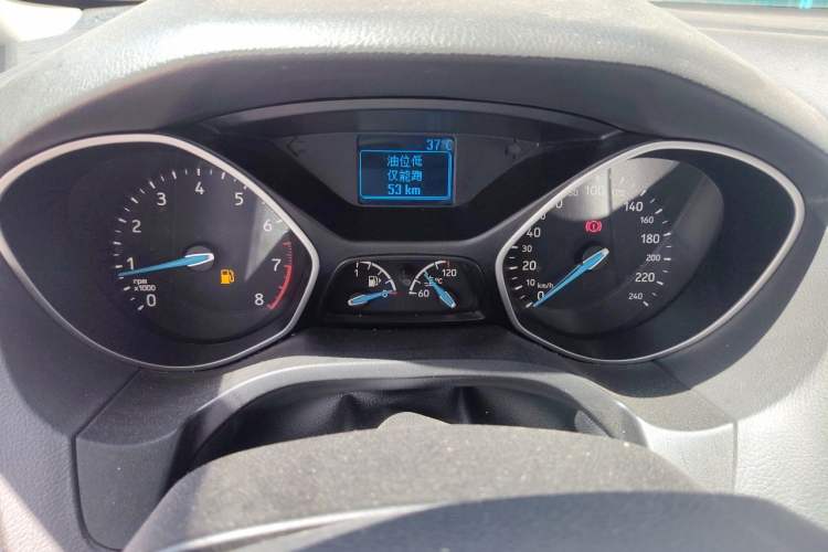 Used Ford Focus 2015 Sedan 1.6L Manual Comfort Model Instrument Cluster