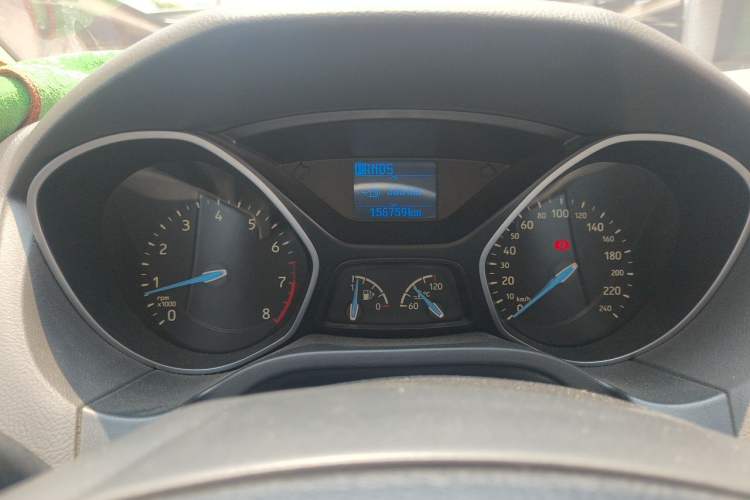 Used Ford Focus 2015 Hatchback 1.6L Automatic Fashion Edition Instrument Cluster