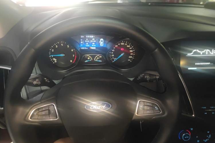 Used Ford Focus 2015 Hatchback EcoBoost 180 Automatic Elite Model Instrument Cluster