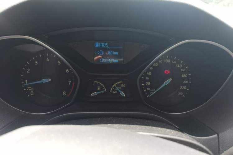 Used Ford Focus 2015 Hatchback EcoBoost 125 Automatic Supreme Style Edition Instrument Cluster