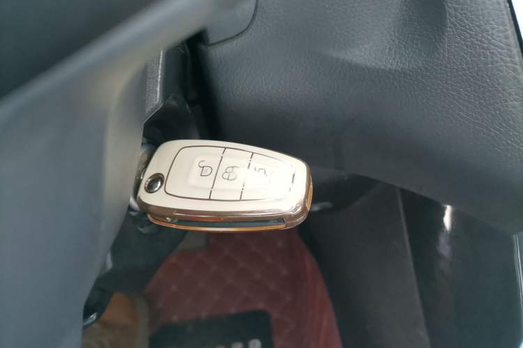 Used Ford Focus 2015 Sedan 1.6L Automatic Trend Model Interior 1