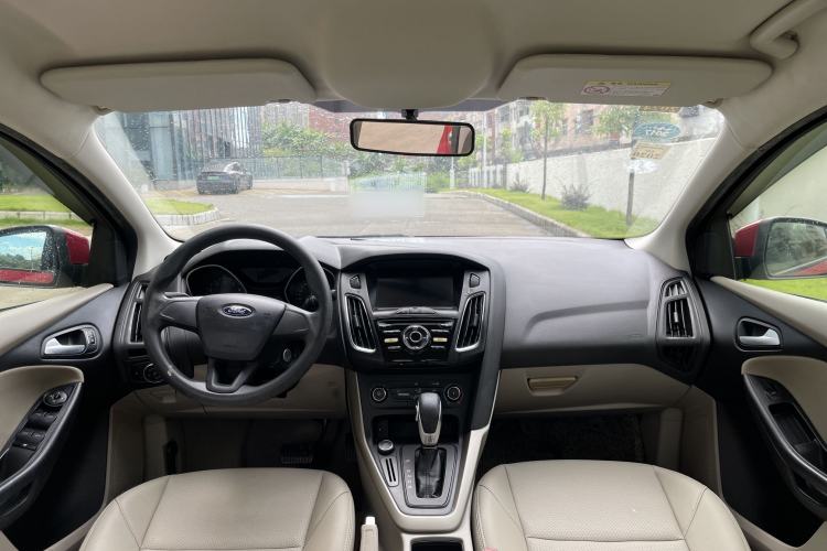 Used Ford Focus 2015 Sedan 1.6L Automatic Comfort Model Interior 4