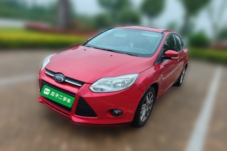Used Ford Focus 2015 Hatchback 1.6L Manual Fashion Edition Guazi used car, China used car export, Used car for sale, Used cars, Cheapest cars for sale