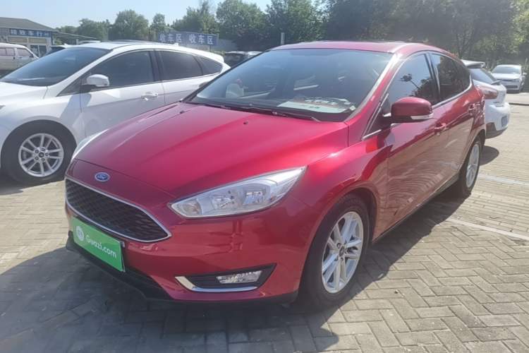 Used Ford Focus 2015 Hatchback EcoBoost 125 Automatic Supreme Style Edition Guazi used car, China used car export, Used car for sale, Used cars, Cheapest cars for sale