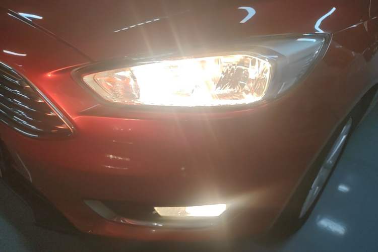 Used Ford Focus 2015 Sedan 1.6L Automatic Trend Model Left Front Headlight
