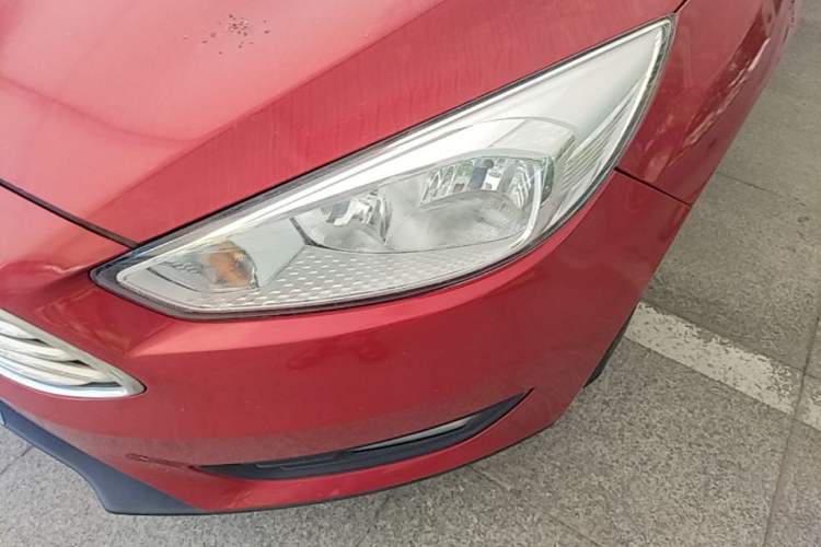 Used Ford Focus 2015 Sedan 1.6L Automatic Comfort Model Left Front Headlight