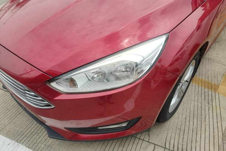 Used Ford Focus 2015 Sedan 1.6L Automatic Comfort Model Left Front Headlight