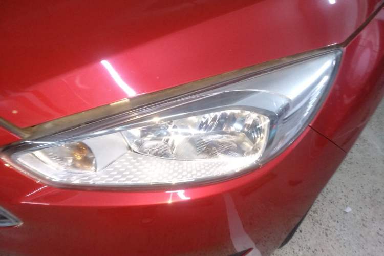 Used Ford Focus 2015 Hatchback 1.6L Automatic Comfort Model Left Front Headlight