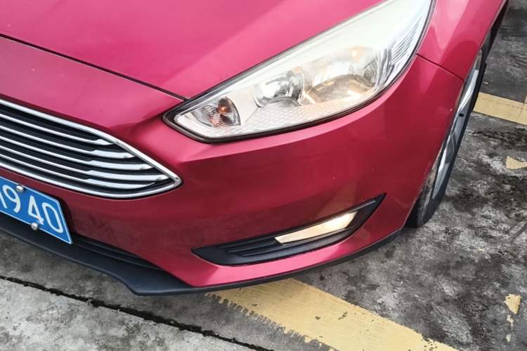 Used Ford Focus 2015 Sedan 1.6L Automatic Comfort Model Left Front Headlight