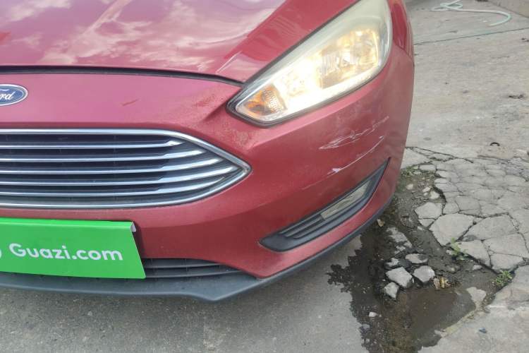 Used Ford Focus 2015 Sedan 1.6L Automatic Comfort Model Left Front Headlight